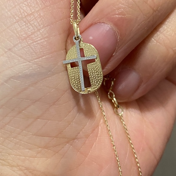 18' 10K gold necklace - Picture 2 of 8